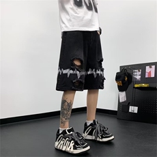 黑色