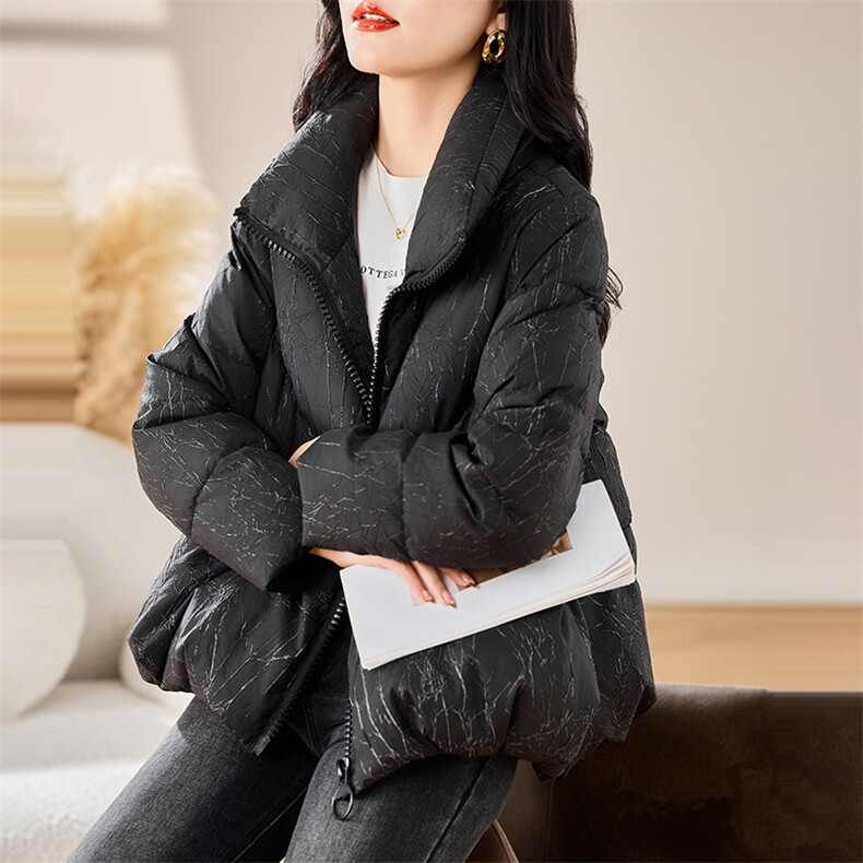 立领长袖2024年冬季新款女装直筒型新g标90绒短款羽绒服短外套,女装羽绒服,初闻兮