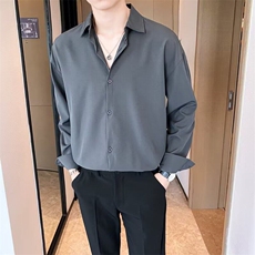 深灰色