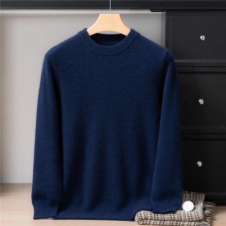 2025年秋季长袖青春流行套头圆领加厚，男装针织衫/毛衣，戎禾素