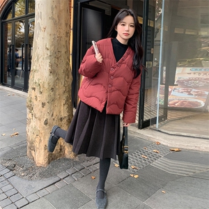 2024冬季白鸭绒短款羽绒服配围巾加厚1D077-6811#-P245-K358图片