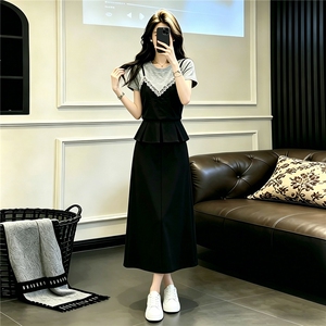 设计感小众时尚气质套装女夏圆领蕾丝拼接上衣开叉半身长裙两件套图片