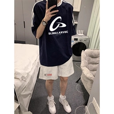 藏青色