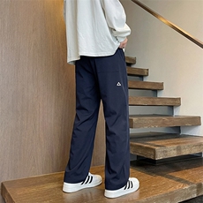 藏青色