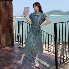 港风复古休闲牛仔连衣裙女2025夏季新款高级感显瘦长款直筒衬衫裙，女装连衣裙，维壹