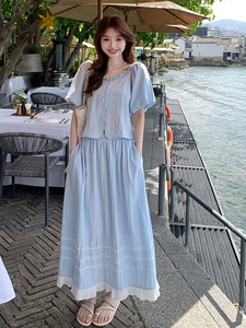 蓝色简约大方休闲套装裙女2025夏新款超好看甜美上衣半身裙两件套图片