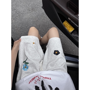 B221 美式ins高街刺绣小花休闲短裤五分裤 LK25544-特P25控58.8图片