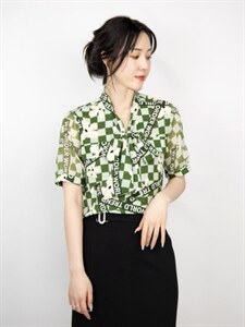 【现货】2022夏季新款棋盘格小衫，其它，依一秀水