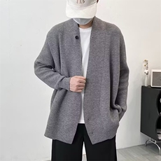 灰色