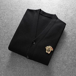10712 莉莉家主推备大货秋冬羊毛开衫 P145 控198 有4XL可穿210斤图片