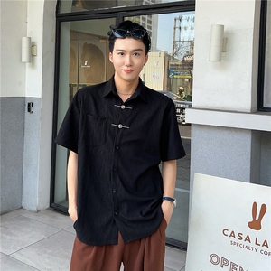 陈大富风肌理感金属扣衬衫男夏季设计感宽松纯色翻领短袖衬衣图片
