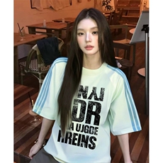 抖音得物品质二开240克宽松纯棉美式潮牌印花三条杠中性风短袖T恤，男装T恤，电商A486