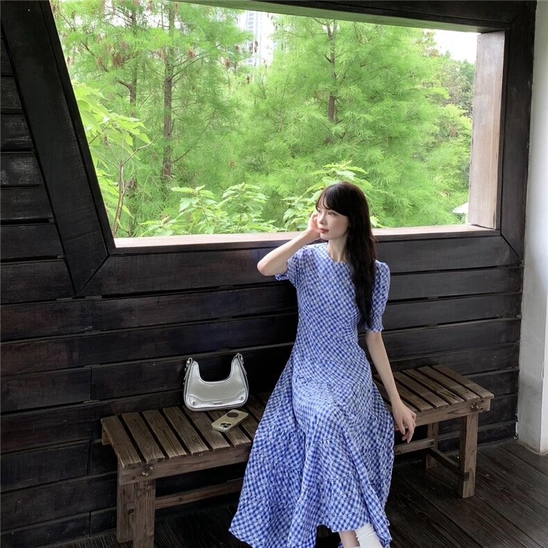 2025夏季气质新款泡泡格子气质收腰连衣裙女蓝格高级连衣裙,女装连衣裙,星座1210-1