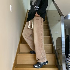 咖啡色