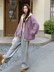 减龄紫色连帽皮毛一体羊羔毛外套女秋冬2025新款多巴胺巨好看超火，女装皮草，浙宝192（原082）