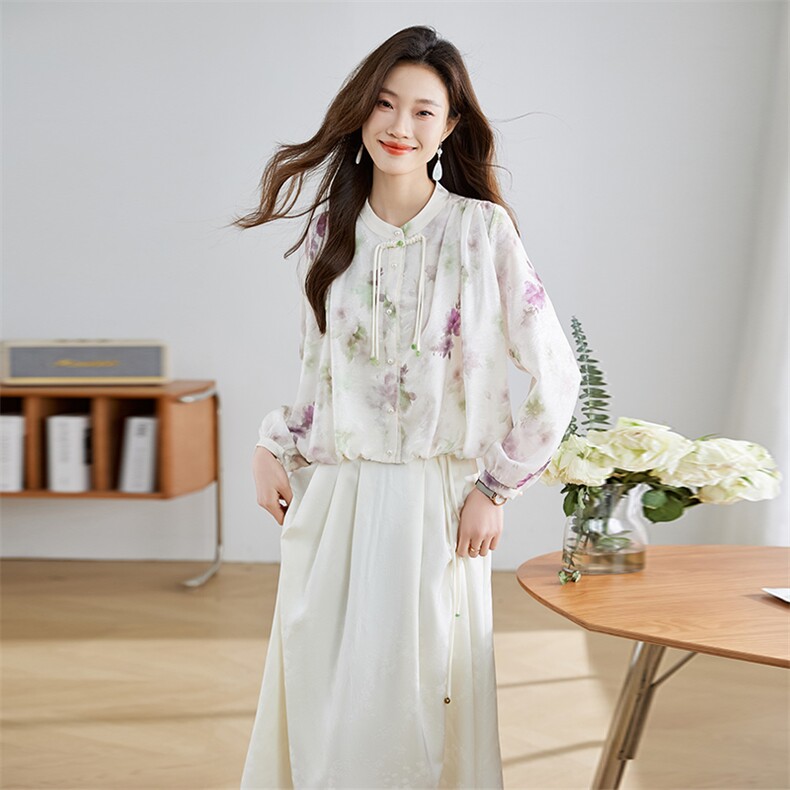 现货新款2024年夏装新中式改良g风盘扣碎花轻熟风衬衣,女装衬衫,采品优优