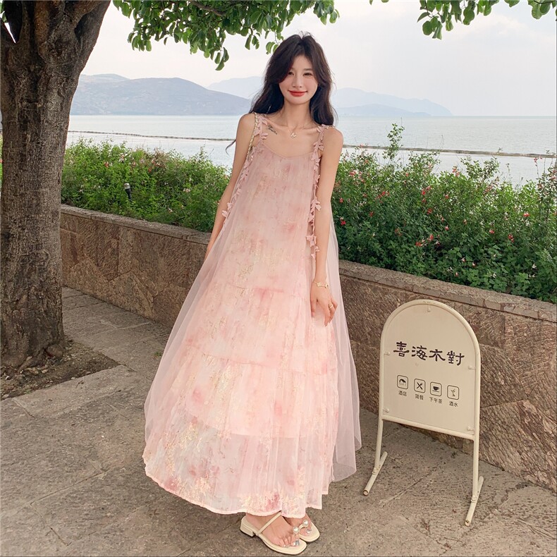 粉色甜妹绝美独特网纱拼接假两件吊带长裙新款超仙浪漫连衣裙夏女图片