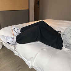 灰色