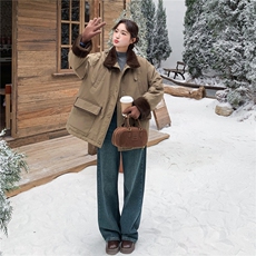 咖色立领工装派克羽绒服女冬季2025新款小个子中长款防风保暖加厚，女装羽绒服，2C159