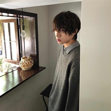 深灰色假两件针织衫男秋冬老钱风穿搭毛衣慵懒高级感V领长袖上衣，男装针织衫/毛衣，星座1210-1