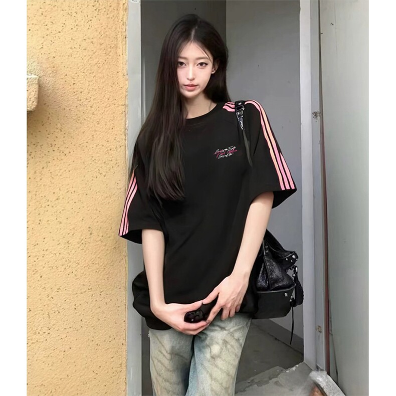 抖音得物品质二开240克宽松纯棉美式潮牌印花三条杠中性风短袖T恤图片