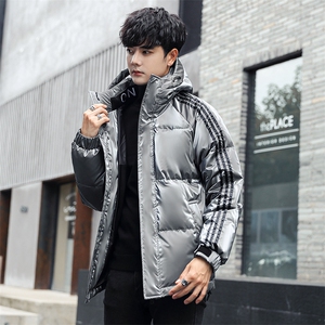 仓库现货三条杠连帽鲨鱼皮直播质量短款外套羽绒服R213P90图片