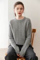 秋冬新款纯色圆领针织上衣时尚简约，女装羊绒衫，绒盛美羊绒