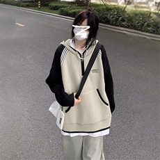 灰绿色