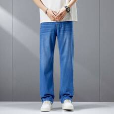 深蓝色