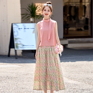 小香风套装女2025夏季新款减龄气质棉麻无袖背心碎花裙穿搭一整套图片