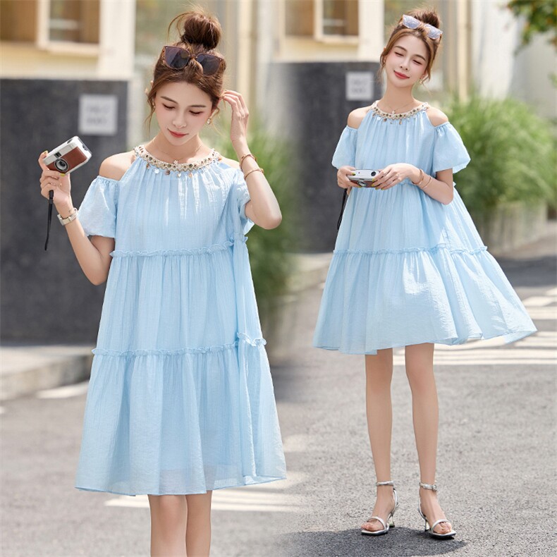 粉色露肩短袖挂脖连衣裙女夏季新款法式收腰显瘦度假长款雪纺裙子，女装连衣裙，贵人树