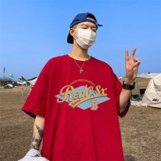 酒红色