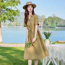 6309时尚翻领格纹抽绳显瘦连衣裙，女装连衣裙，倪叶myz