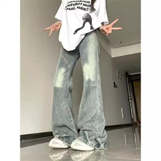 蓝色