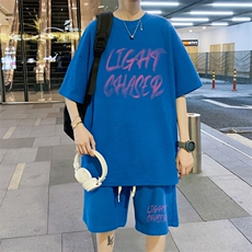 蓝色