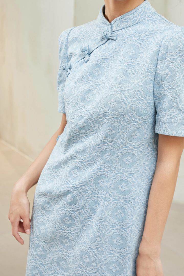 现货夏季新款复古盘扣显瘦连衣裙，女装连衣裙，觅处