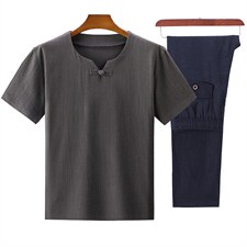 深灰上衣+深蓝长裤