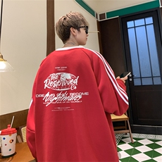 红色