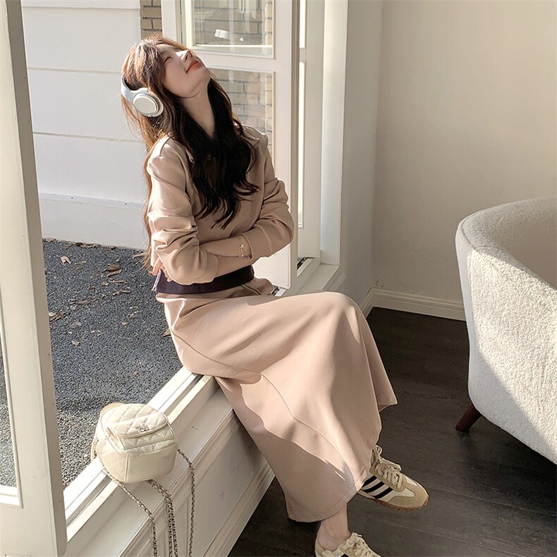 学院风立领卫衣时尚运动套装裙女春秋2025新款韩系减龄撞色三件套，女装套装/套裙，浪娴服饰