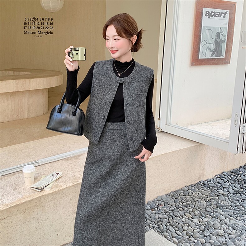 灰色高级感小香风马甲套装裙女2025秋季复古气质轻熟风毛呢三件套图片