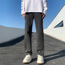 烟灰色