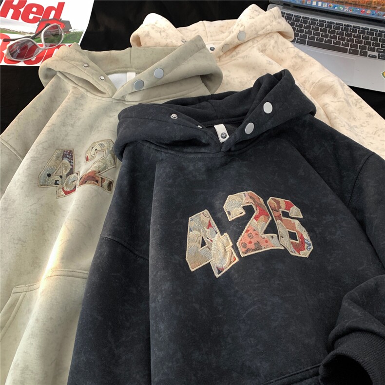 ！815A-WR2227-P70控98 冬季加绒加厚贴布绣卫衣上衣套头扎染图片