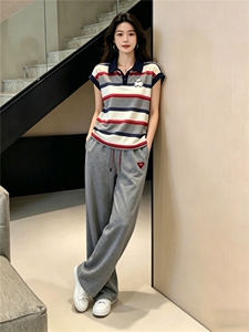 高级感时尚休闲运动套装女夏季新款POLO条纹短袖上衣阔腿裤两件套图片 高级感时尚休闲运动套装女夏季新款POLO条纹短袖上衣阔腿裤两件套图片