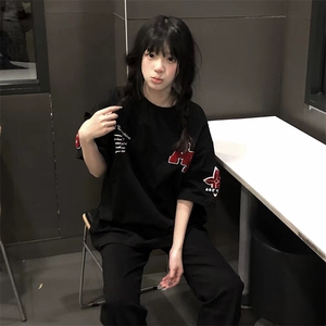 万针全刺绣工艺抖音得物高品质260克重磅纯棉双纱美式高街短袖T恤图片