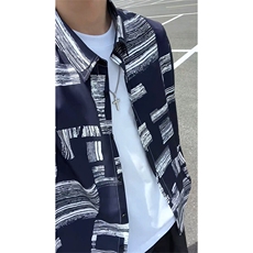 藏青色