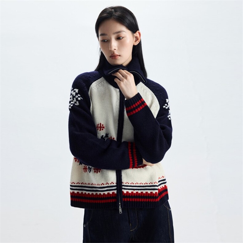 2025年秋季长袖雪花开衫时尚百搭通勤简约休闲,女装羊绒衫,致织羊绒