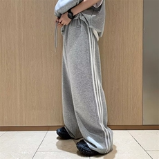 单裤子灰色