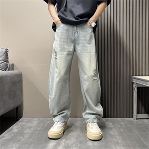 街头破洞弯刀牛仔裤男士秋季新款浅色复古水洗直筒阔腿休闲长裤男图片