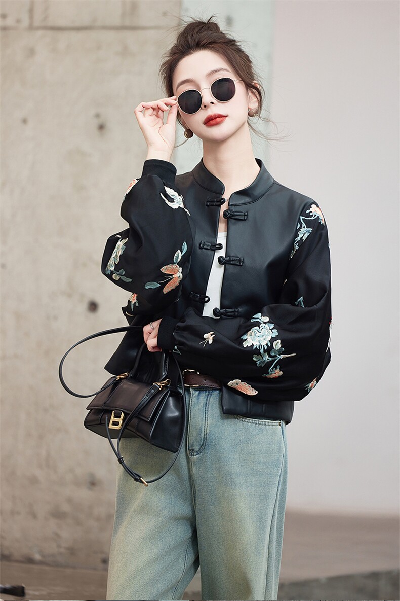 蝴蝶刺绣拼接盘扣皮衣外套女2025春新款休闲百搭新中式棒球服上衣,女装短外套,曼娅璐