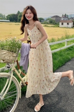 【已出大货】【数据好】碎花吊带连衣裙中长款2024夏季新款洋气，女装连衣裙，C位